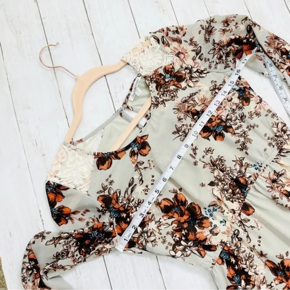 Charlotte Ruse Floral Elastic Waist Size XS - Picture 6 of 7